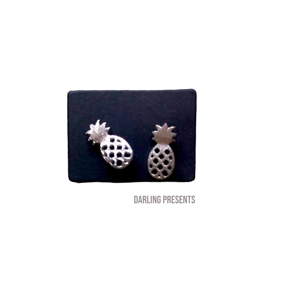 DARLING PRESENTS etched pineapple